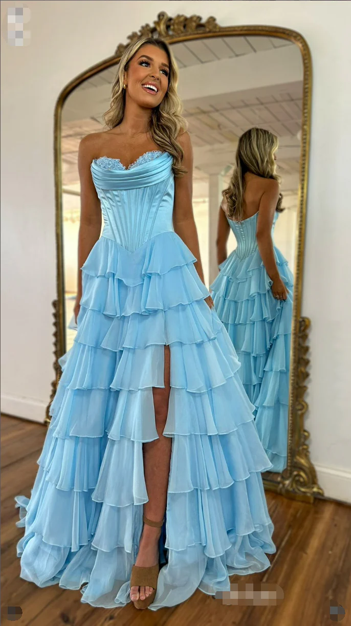 Special Tiered Quinceanera Dresses Side Slit Aline Tulle Prom Gown