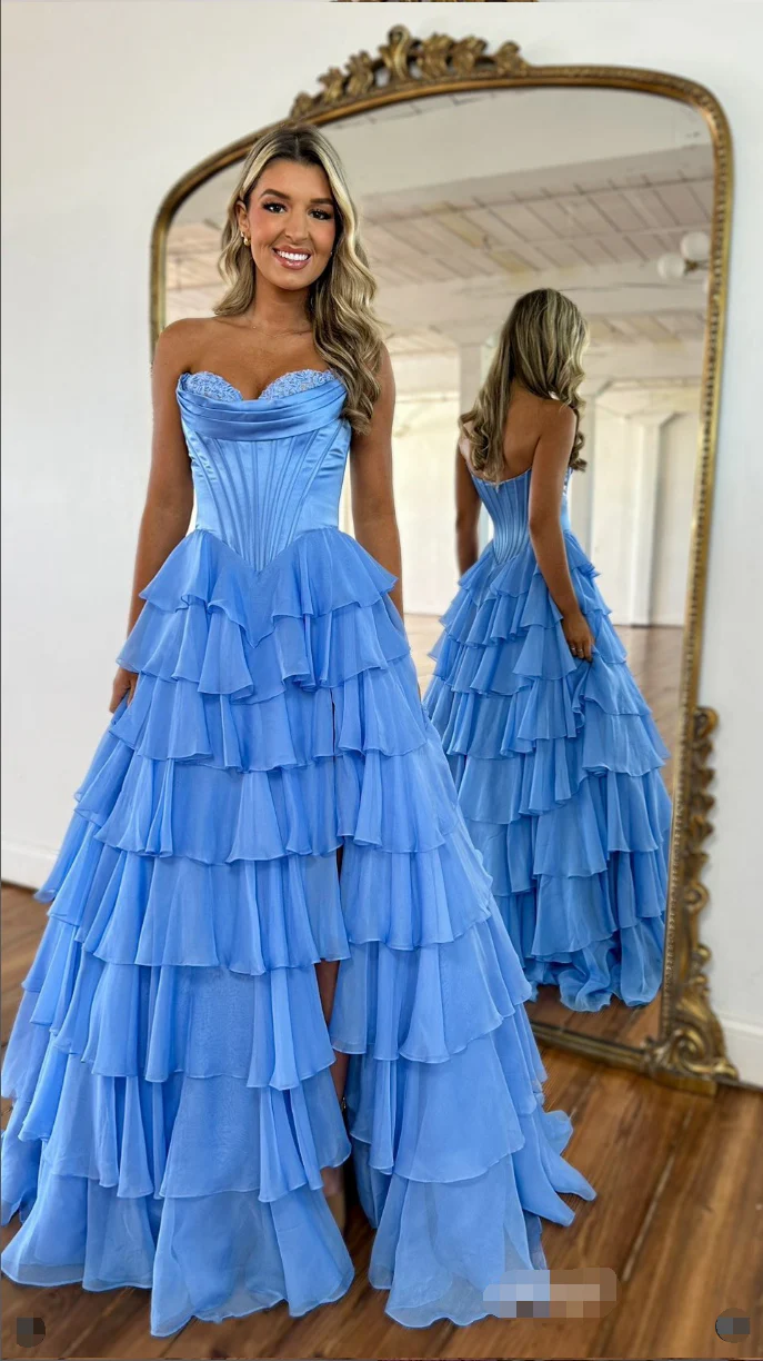 Special Tiered Quinceanera Dresses Side Slit Aline Tulle Prom Gown