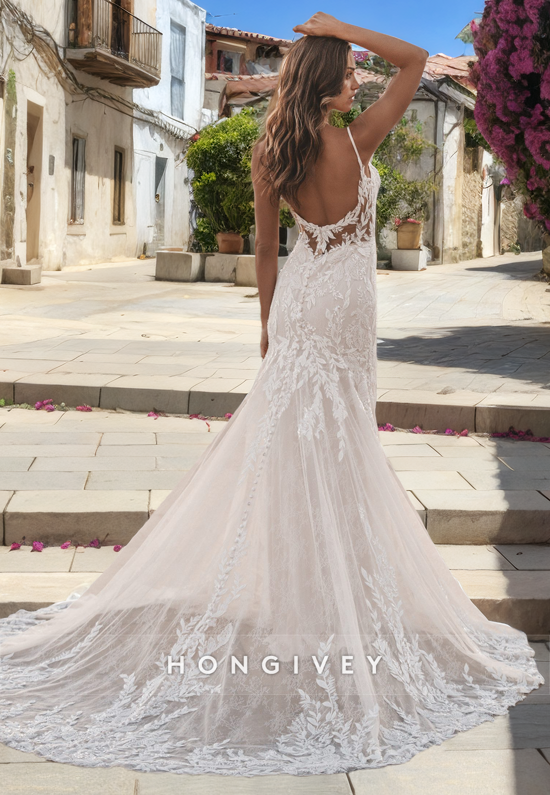 Chic Aline Sweetheart Spaghetti Straps Lace Applique With Train Wedding Dress