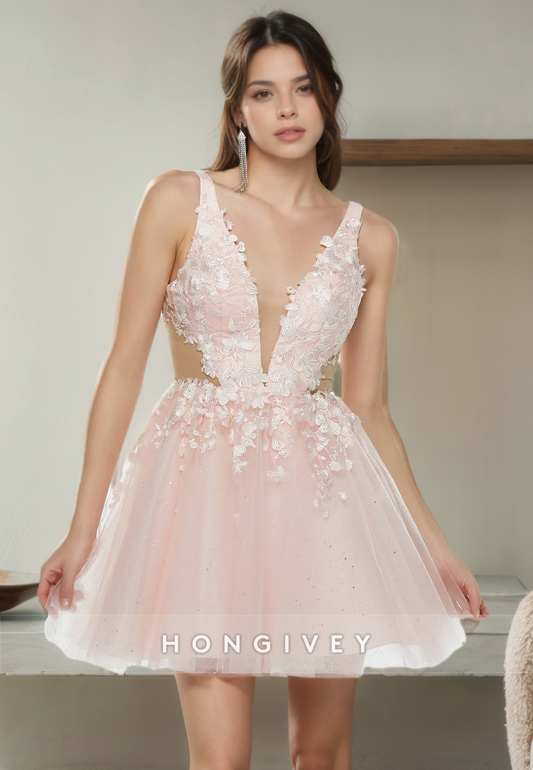 Aline Low Vneck Sleeveless Lace Applique Tulle Short Homecoming Dress