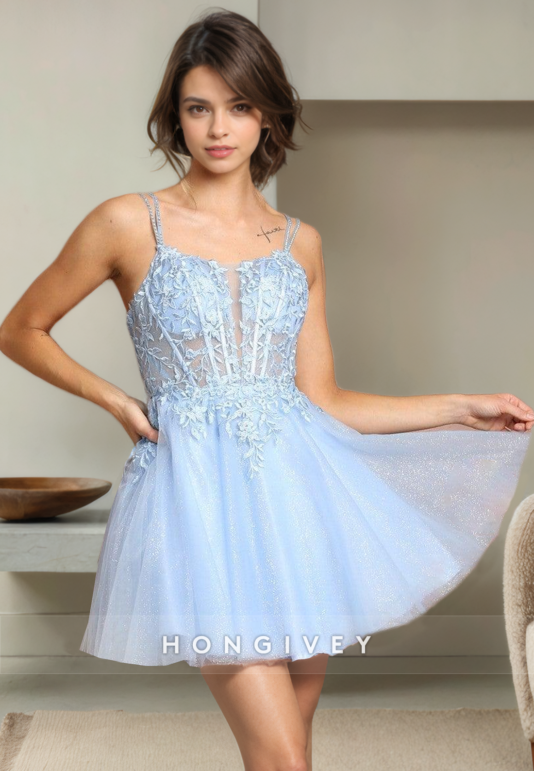 Aline Spaghetti Straps Sweetheart Lace Applique Illusion Empire Short Homecoming Dress