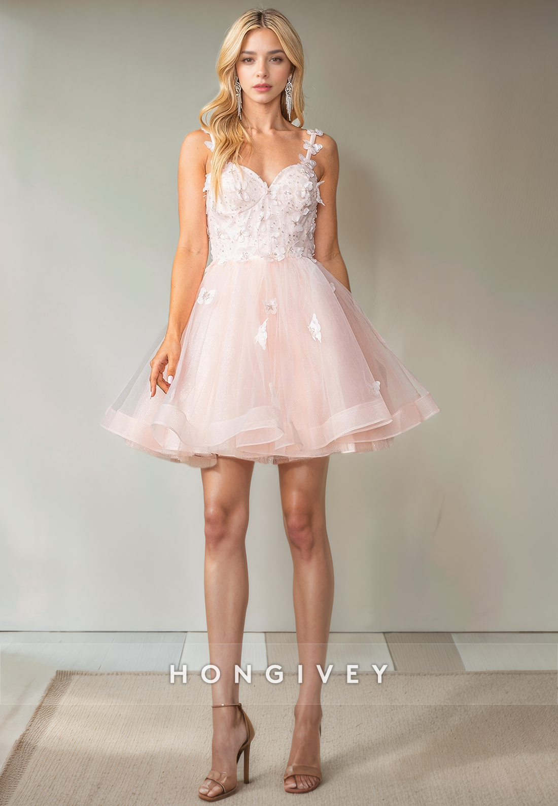 Sweet Tulle Aline Sweetheart Spaghetti Straps Appliques Short Party Homecoming Dress