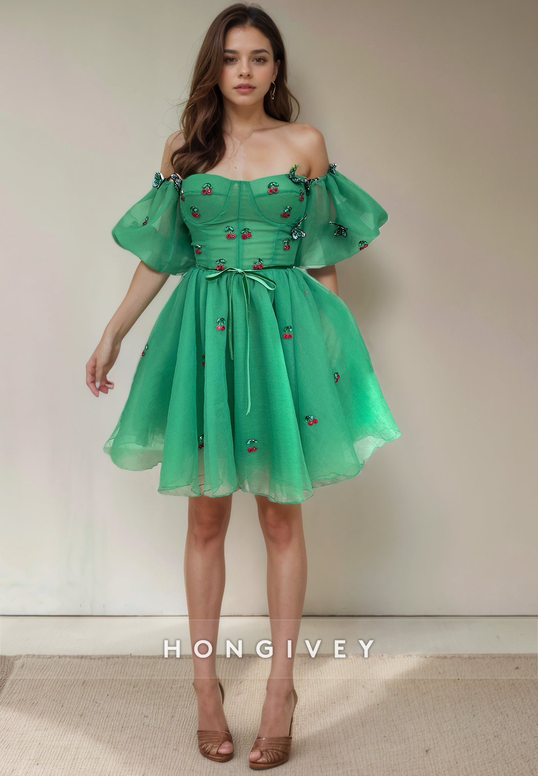 Chic Tulle Aline Bateau Puff Sleeves Short Party Homecoming Dress