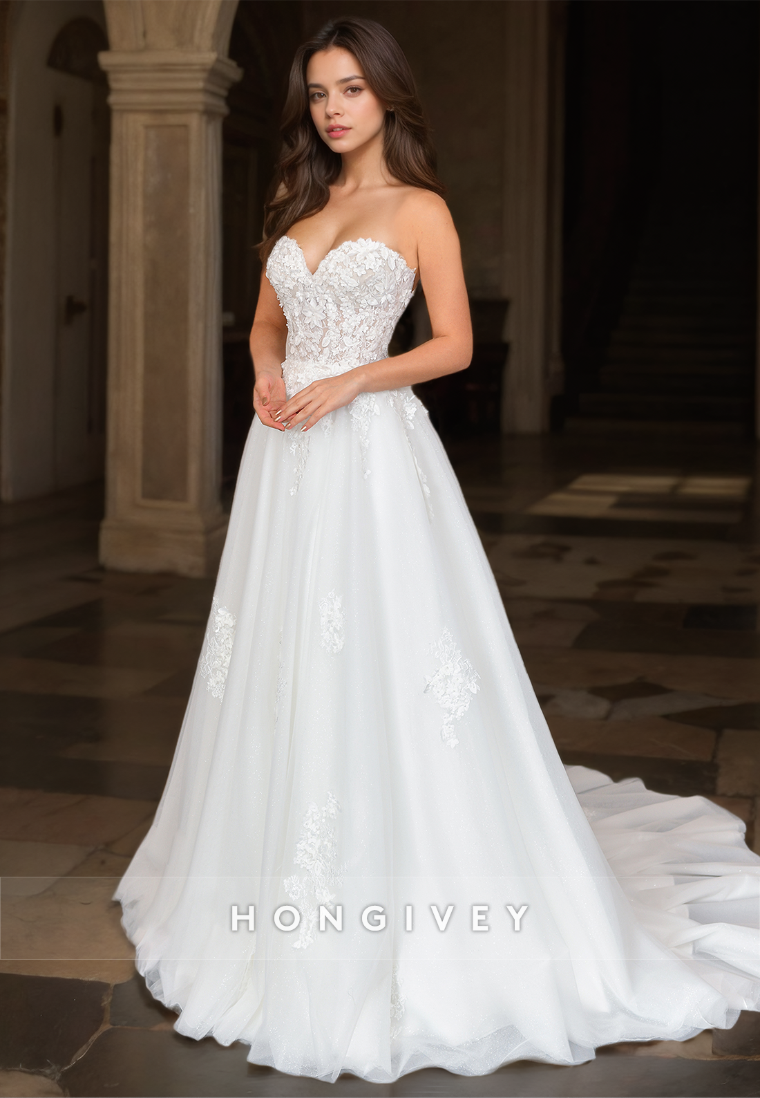 Sexy Tulle Aline Sweetheart Strapless Illusion Empire Appliques With Train Wedding Dress