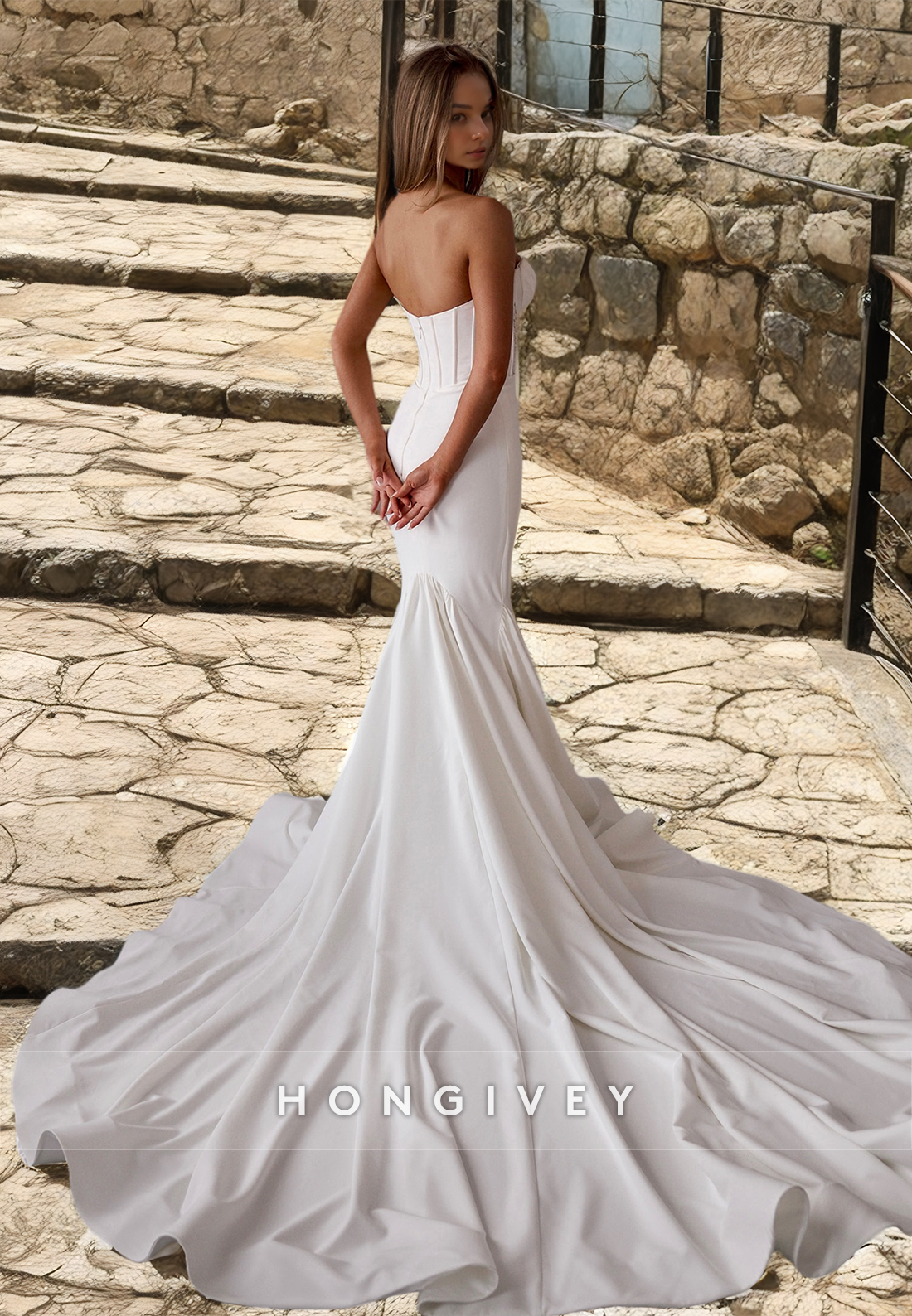 Mermaid Wedding Dress With Train Sweetheart Strapless Sleeveless Bride Gown