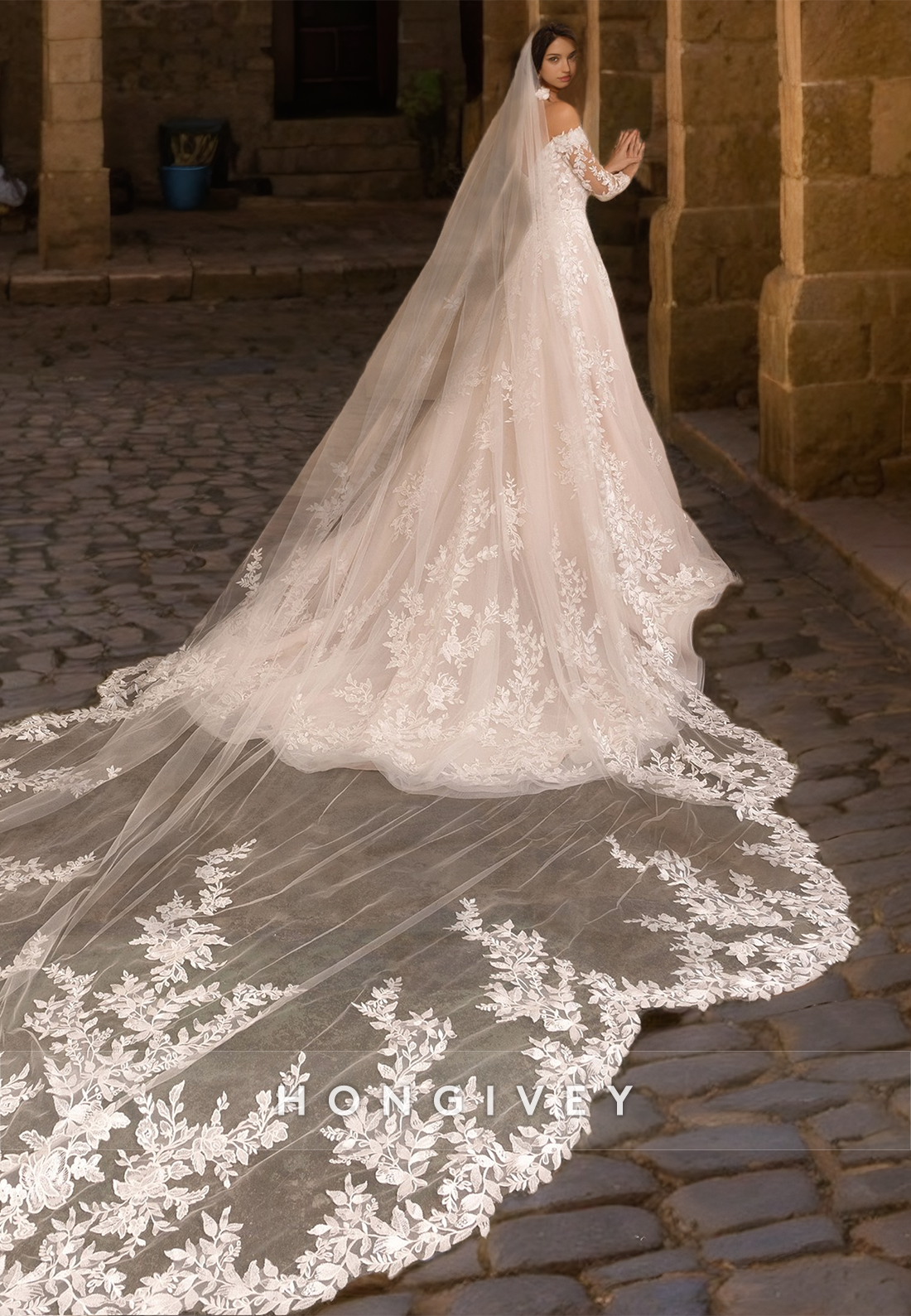 Lace Applique Wedding Dress With Train New Gorgeous Bride Gown