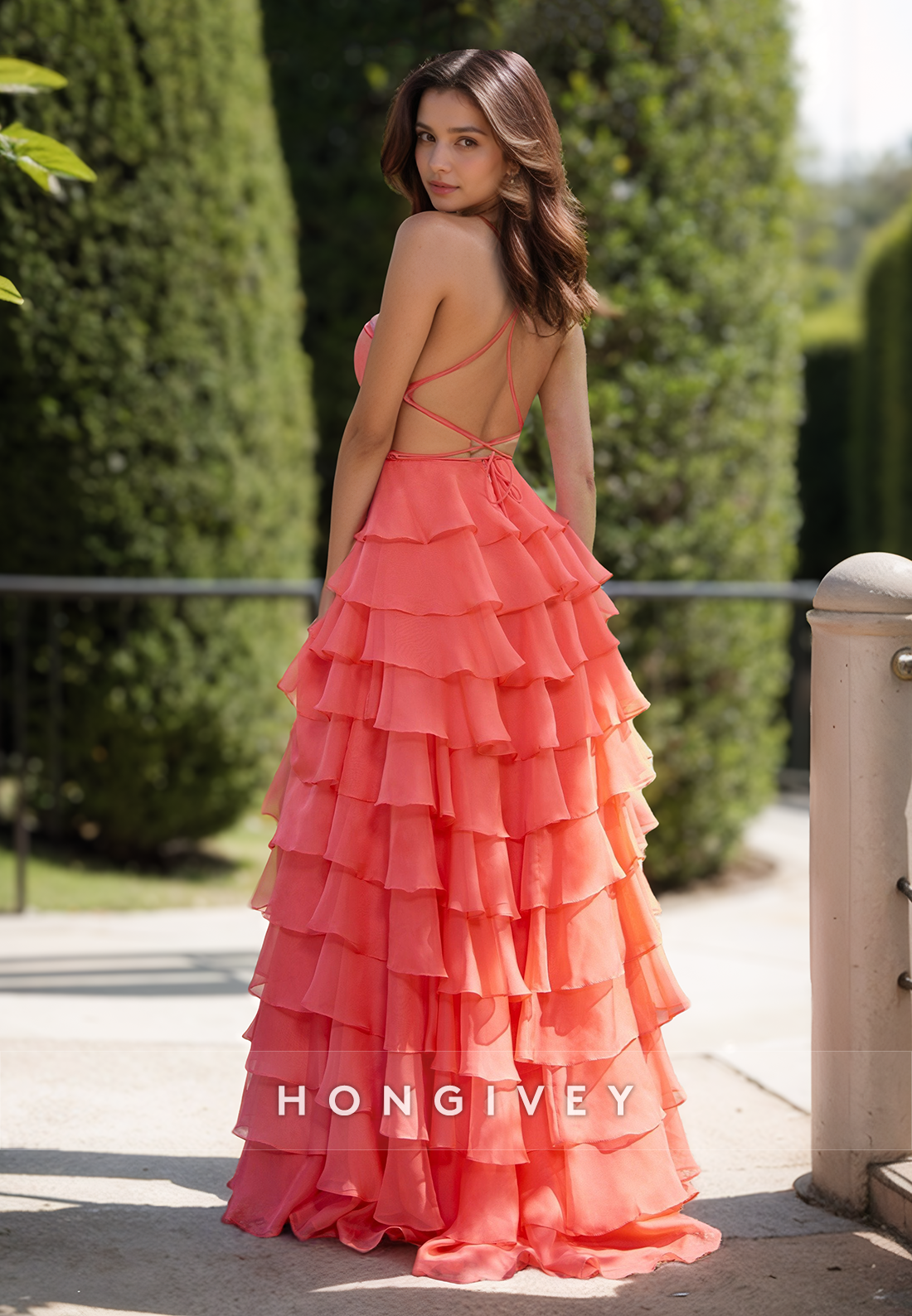 Straps Applique Ruffles Tulle Quinceanera Homecoming Party Evening Dress Ball Gown