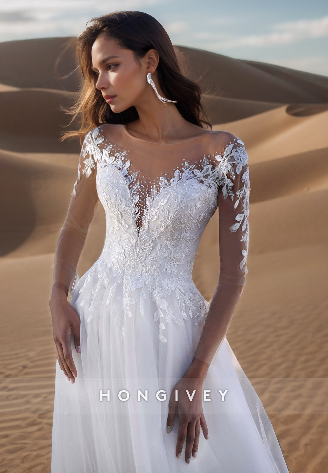 Aline Lace Appliques Organza Long Sleeves Beach Wedding Dresses With Train