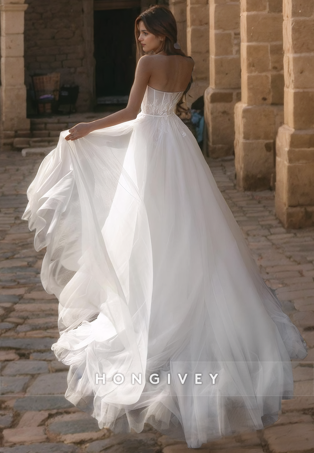 Sexy Strapless Aline Tulle Wedding Dress Applique Beaded Sweetheart Bride Gown