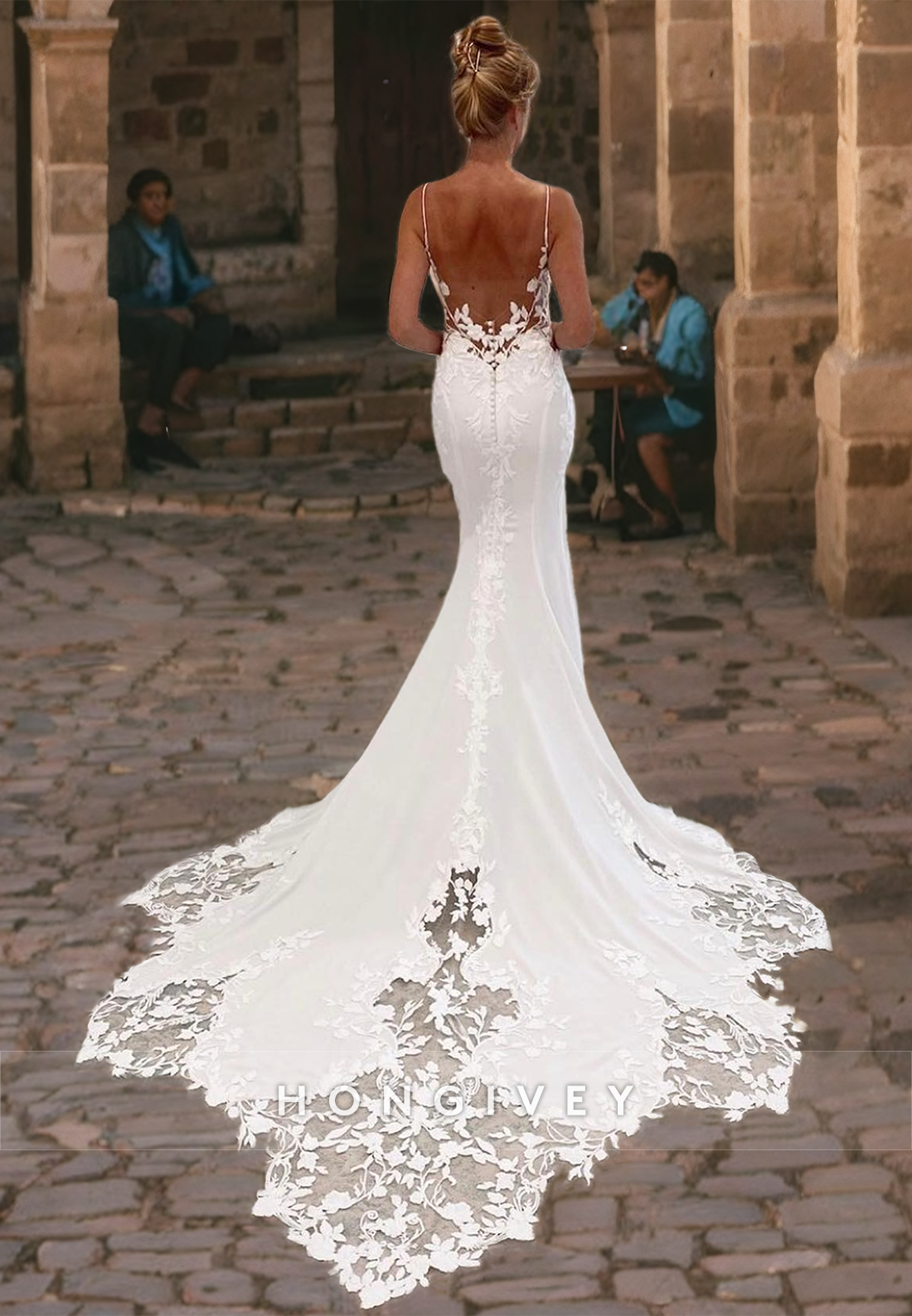 Trumpet Vneck Spaghetti Straps Lace Applique With Train Wedding Dress