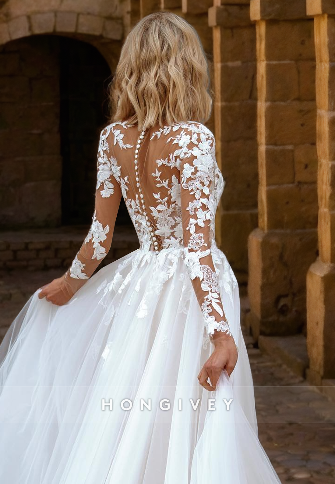 Elegant & Luxurious Tulle Aline Long Sleeve Lace Applique Wedding Dress