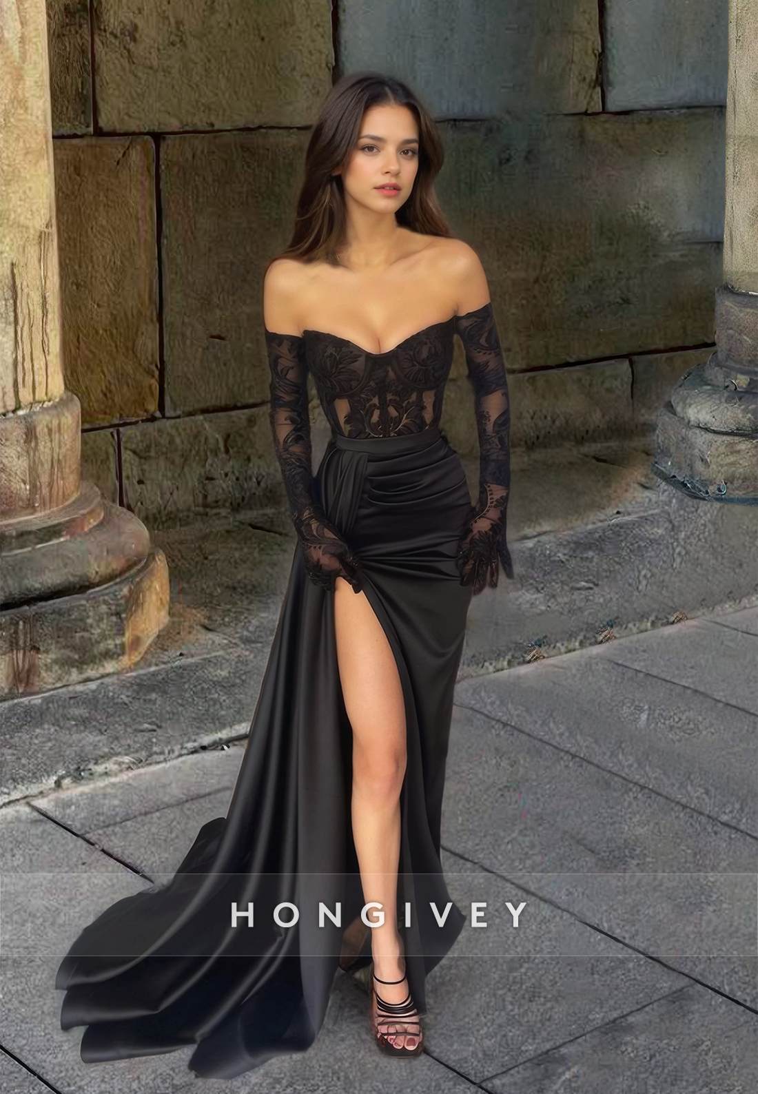 Elegant Black Long Sleeves Evening Dress Lace Applique Side Slit Formal Party Gown