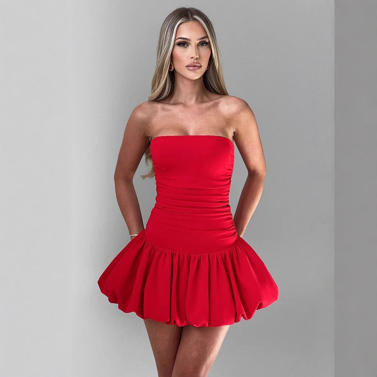 Women Clothing Bud Dress Sexy off the Shoulder Solid Color Tube Top Sleeveless Dress Red