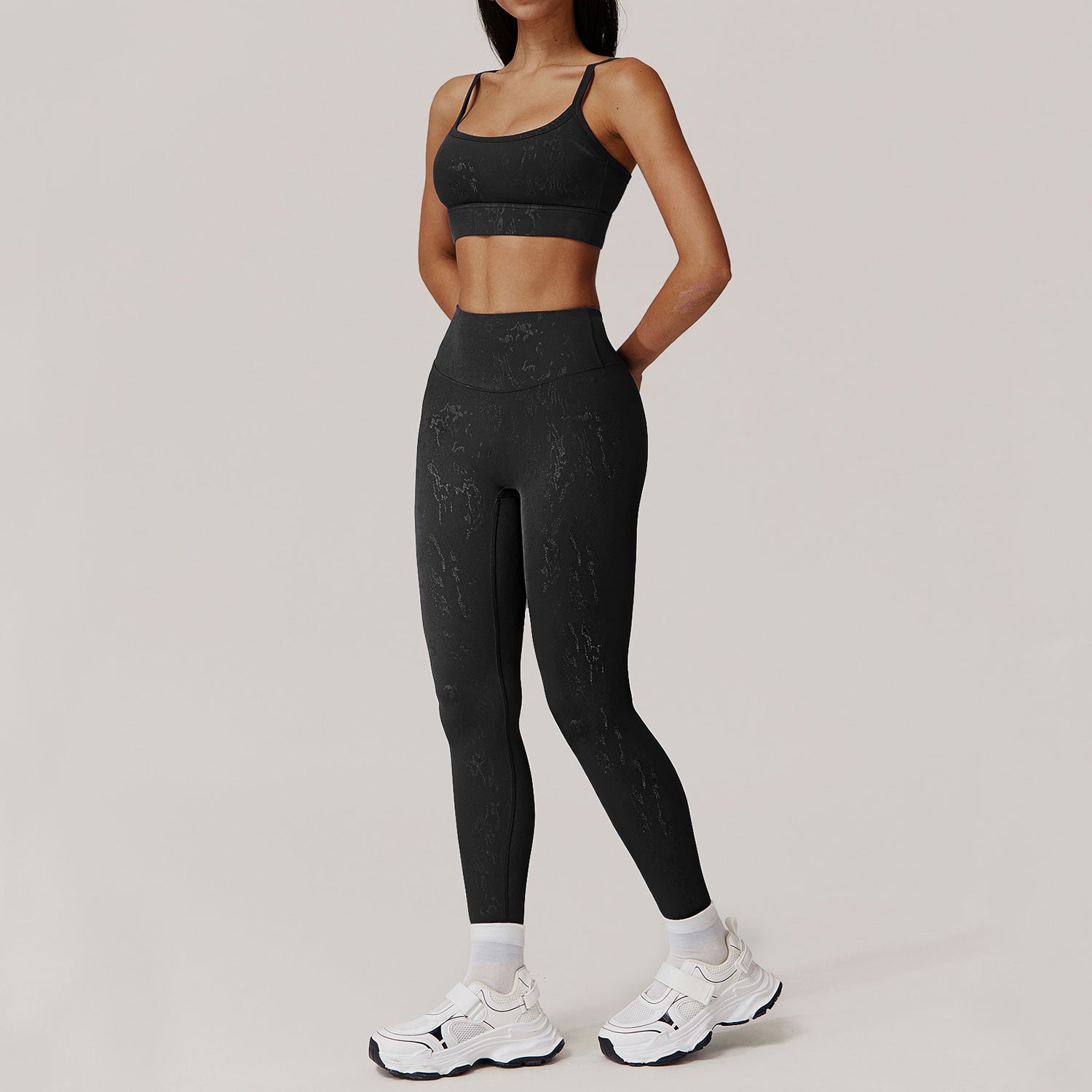 Yoga Clothes High Grade Women Outdoor Training Running Sports Long Sleeved Fitness Clothes Two Piece Sets High-Grade Black Trousers Bra