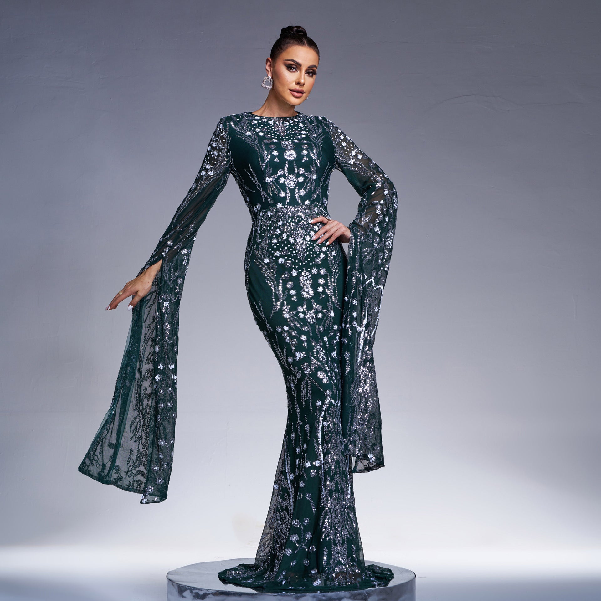 Super Long Sleeve Crew Neck Sexy Slim Long Sequined Cocktail Evening Dress Bridesmaid Dress Green