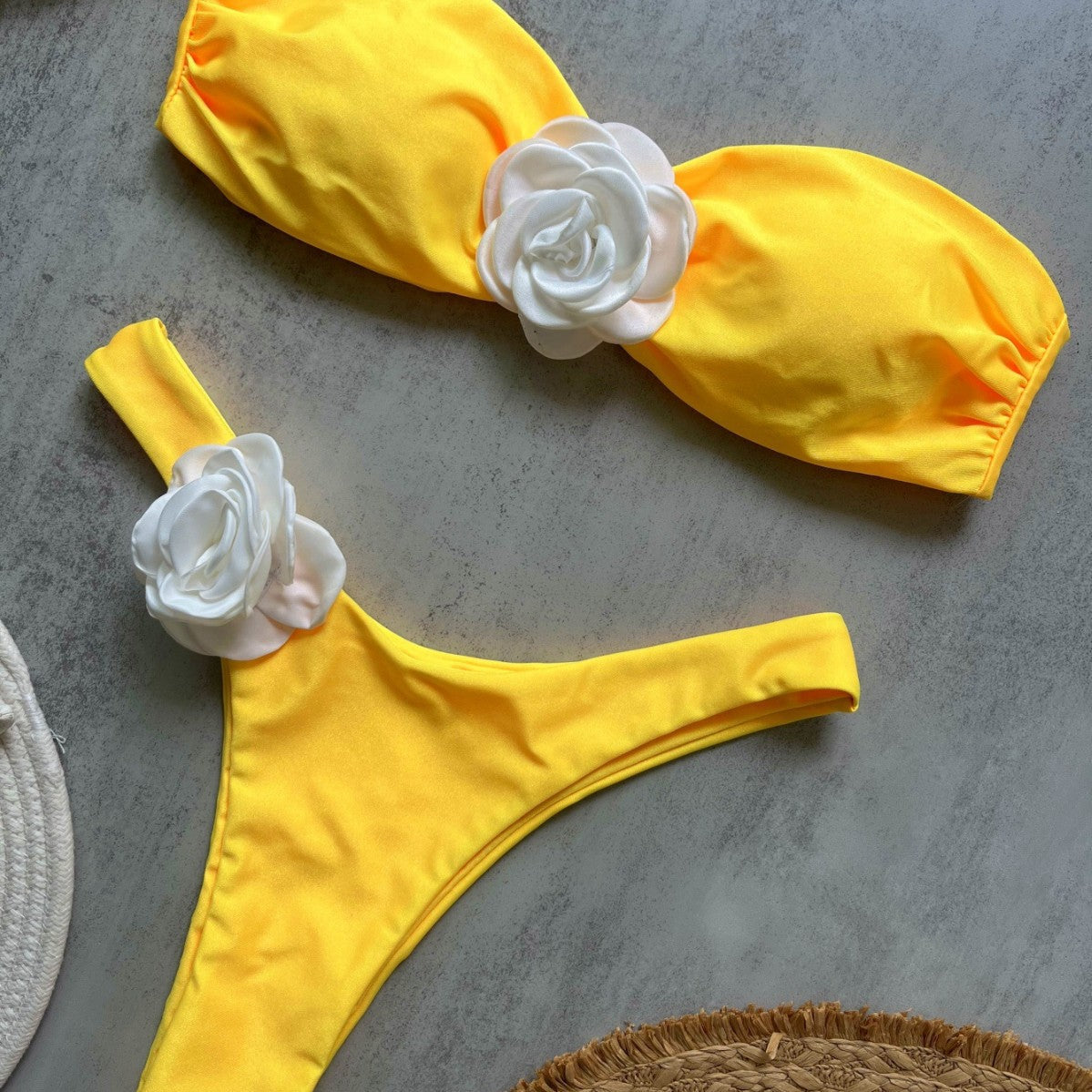 Yellow Three Dimensional Floral Solid Color Bikini Sexy Backless Split Swimsuit Nylon Bikini